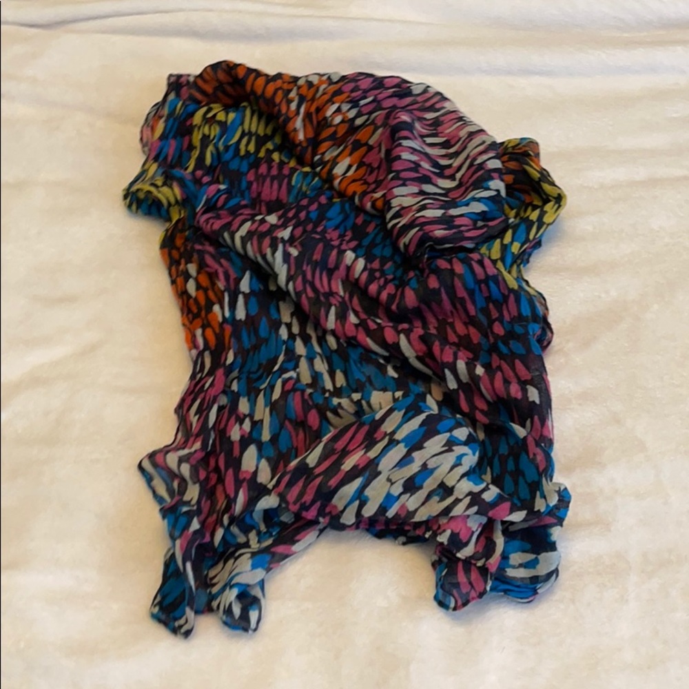 Full length multicolored scarf